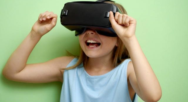 百貨店はいま人を食べ始める食事体験とデジタル革命で消費者を呑み込む新たな都市の顔