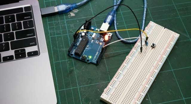 百貨店がレジもレストランも人間不要になる日あなたの思い出もデータ化される未来